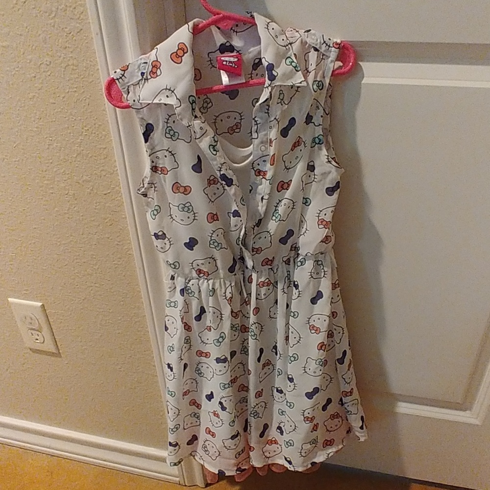 Dress - Picture 4 of 4